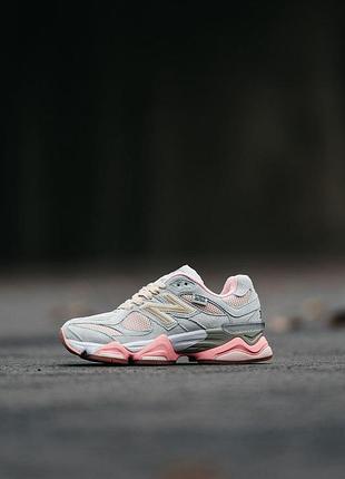 Женские замшевые голубые с розовым кроссы new balance 9060 нью беланс 38