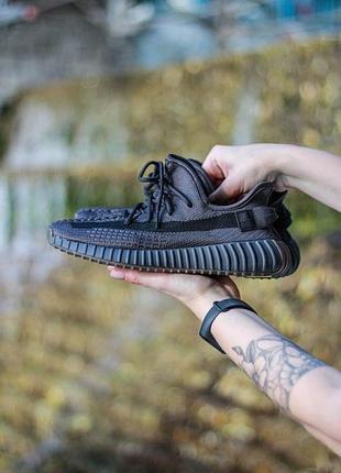 Мужские кроссовки adidas yeezy boost для мужчин адики изики черные легкие стильные ткань кроссы 38