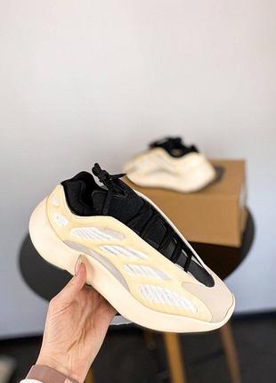 Женские кроссовки adidas yeezy boost 700 t изики удобные легкие повседневные для женщин адидас изи 40