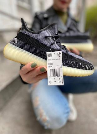 Жіночі кросівки adidas yeezy boost 350 чорні для жінок ізіки легкі адідас 40