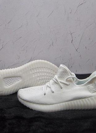 Кросівки adidas yeezy boost 350 білі легкі для жінок ідіадас тканинні 45