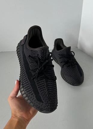Мужские кроссовки adidas yeezy boost адидас изи буст для мужчин адики изики удобные легкие кеды текстиль черны 37