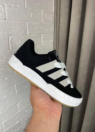 Жіночі кросівки adidas adimatic x human made для жінок чорні адіки шкіра зручні кроси повсякденні