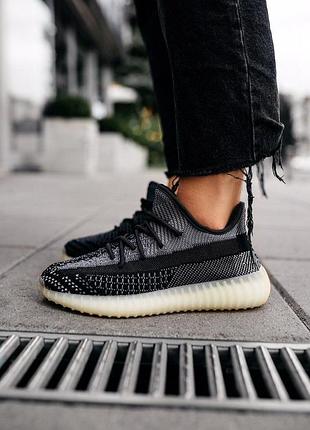 Кросівки adidas yeezy boost 350 чорні легкі для жінок адідас тканинні істики 39