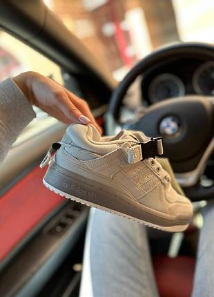 Жіночі кросівки adidas forum low x bad bunny замшеві для жінок адідас форум модні