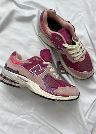Женские кроссовки new balance 2002r розовые замшевые для женщин стильные модные 39
