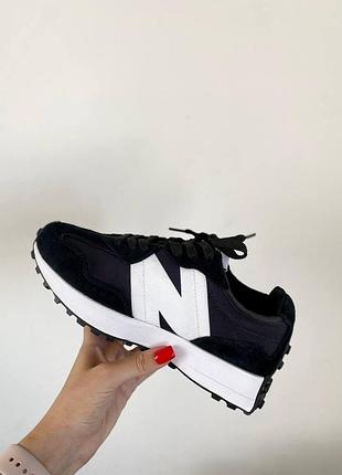 Женские кроссовки new balance 327 черные замшевые стильные для женщин повседневные нью беланс 42