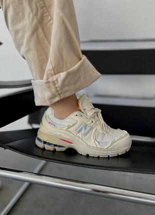 Женские кроссовки new balance 2002r бежевые стильные и удобные нью баланс 2002r 40
