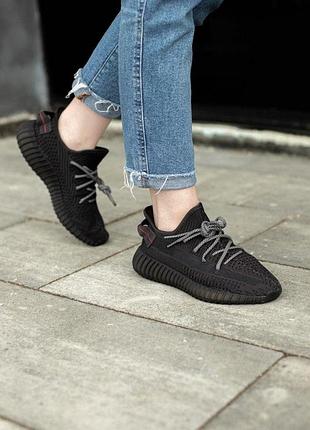 Жіночі кросівки adidas yeezy 350 зручні стильні для жінок адіки ізвіки