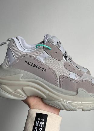 Жіночі кросівки balenciaga triple s clear з унікальним дизайном та максимальним комфортом
