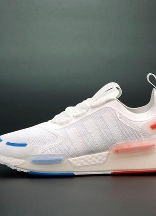 Жіночі кросівки adidas nmd для жінок адідас зручні трендові