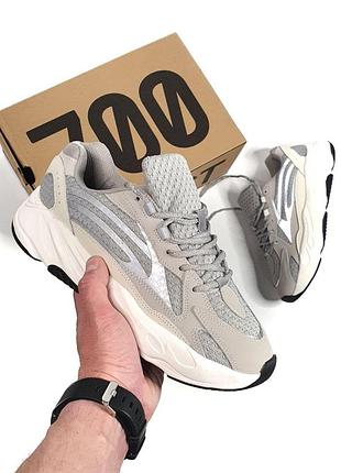 Adidas yeezy boost 700 для чоловіків ізики білі легкі зручні кроси адідас ізі