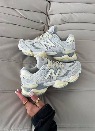 Женские серые нью беланс кроссы new balance 9060 замшевые для женщин 40