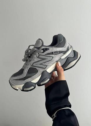 Кросівки для жінок new balance 9060 сірі замшеві нью беланс