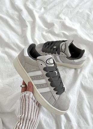 Сірі жіночі кросівки adidas campus light grey замшеві адіки адідас кампус для жінок