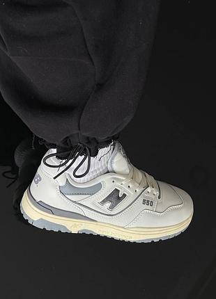 Жіночі кросівки new balance 550 білі для жінок стильні ньюбики повсякденні