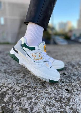 Жіночі кросівки new balance 550 white green, елегантний дизайн та комфортна підошва