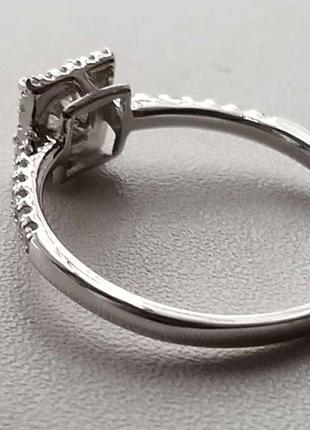 Серебряное кольцо с муассанитом  сертификат размер 18.55 фото
