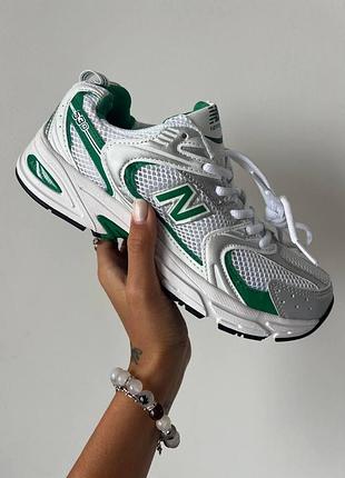 Жіночі кросівки new balance 530 біло-зелені з сіткою для жінок стильні повсякденні