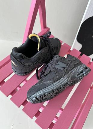 Женские кроссовки new balance 2002r черные замшевые модные стильные для женщин 39
