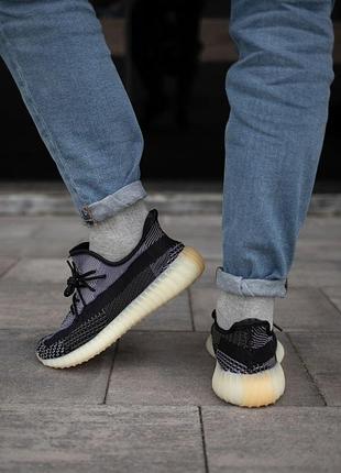 Жіночі кросівки adidas yeezy boost 350 чорні легкі тканинні кроси для жінок адідас