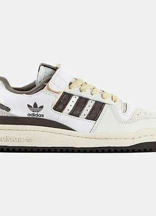 Adidas forum 84 low білі кросівки для жінок зручні повсякденні для спорту
