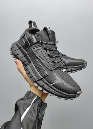 Мужские кроссовки черные reebok zig kinetica 2,5 edge зимние, утепленные термо кроссовки reebok для мужчин 44