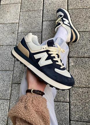 Женские кроссовки new balance 574 синие замшевые, стильные и комфортные кроссы нью беланс