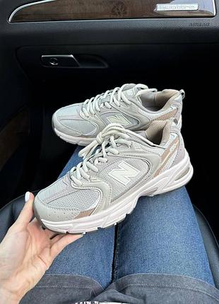 Кросівки new balance 530 біло-сірі з сіткою для жінок стильні ньюбики 530