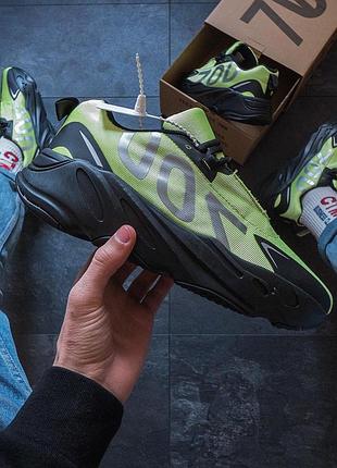 Кросівки adidas yeezy boost 700 витівки сірі зручні для чоловіків 42