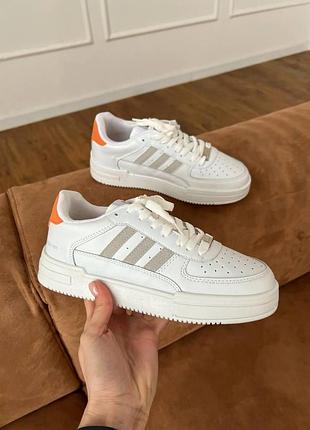 Жіночі кросівки adidas dass-ler білі для жінок легкі шкіряні адідас
