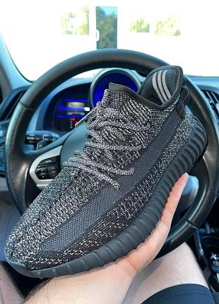 Жіночі кросівки adidas yeezy boost 350 чорні легкі тканинні для жінок зручні ізіки