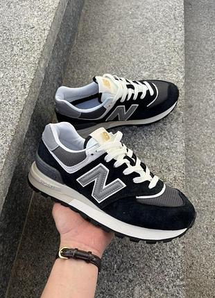 Стильні жіночі кросівки new balance 574 чорні замшеві, комфортне взуття нью беланс