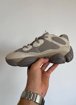 Кросівки adidas yeezy 500 для жінок стильні зручні бежеві адіки 38