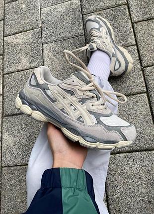 Женские кроссовки asics gel-nyc grey стильные светлые качественные для женщин асикс 42