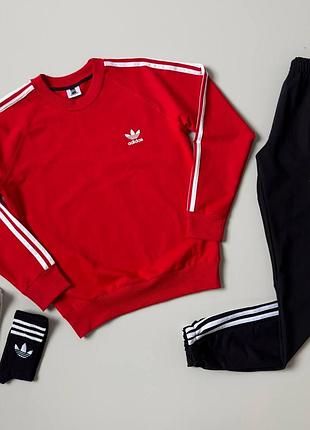Спортивный костюм adidas мужской красный свитшот и черные брюки с лампасами, адидас спортивный костюм на парня