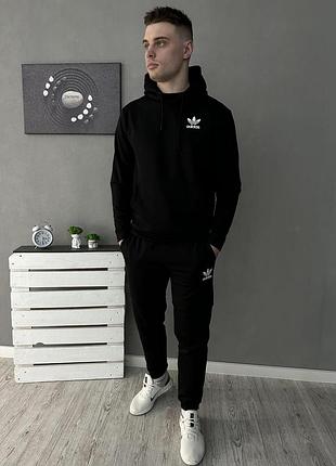 Чоловічий спортивний костюм adidas чорний осінній спортивний костюм чоловічий чорного кольору adidas