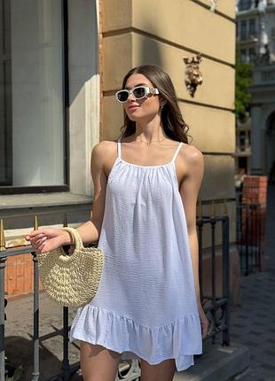 Стильна жіноча сукня з рюшами на лямках