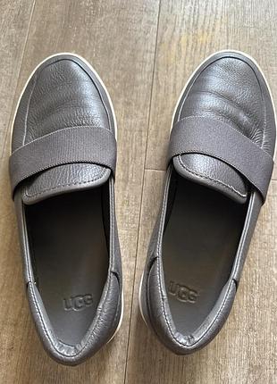 Сліпони ugg