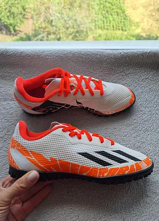 Для футболу 38,5-39р. adidas