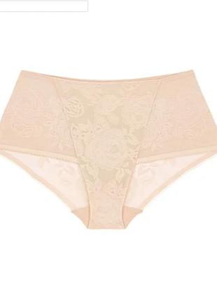Кружевные трусы triumph из коллекции wild rose sensation