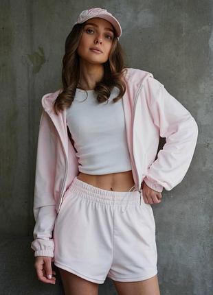 Костюм женский стильный худи и шорты из велюра