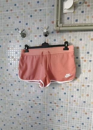 Шорты nike.