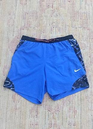Шорти спортивні бігові nike flex stride wild run, розмір m.