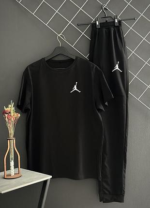 Летний комплект брюки черные jordan + футболка черная jordan мужской спортивный костюм футболка и брюки jordan