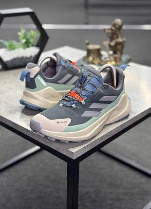 Оригінальні трекінгові кросівки adidas terrex gtx