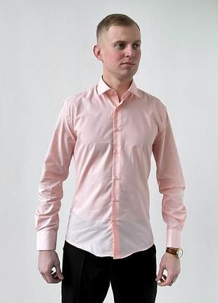 Приталенная мужская рубашка персиковая xl