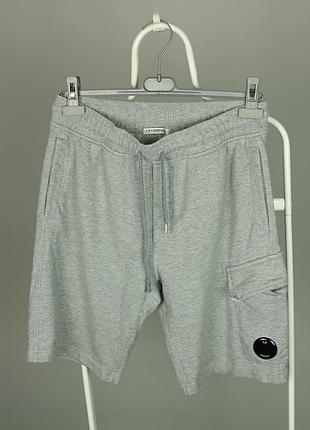 C.p company чоловічі шорти с