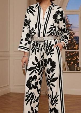 F&f костюм жіночий, штани палацо, піджак на застібці по боках розрізи.розмір l. 2