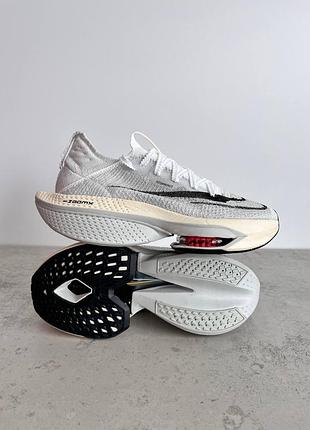 Уцінка бігові кросівки nike air zoom alphafly. унісекс.